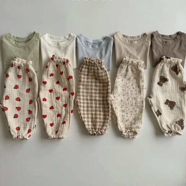Boys and Girls' Summer New Floral Bloomers Organic Cotton Baby Pants Baby Loose Casual Pants Korean Version Mosquito Proof Pants - Image 2