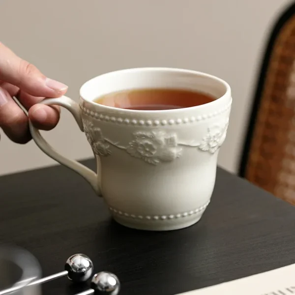 Embossed ceramic water cups, mugs, coffee and restaurant drink cups, high-end and light luxury household drinking utensils - Image 2