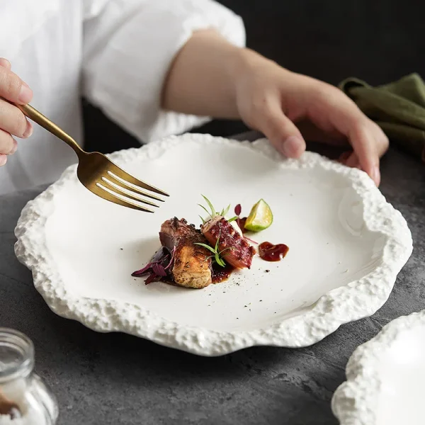 Rockpattern skirt plate vegetable plate household ceramic flat plate shallow plate 2022 new hotel tableware ins wind swing plate